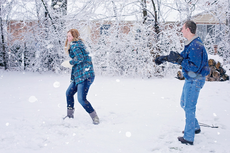 clothing, fun, winter, standing, two people, positive emotion, cold temperature, lifestyles, males, women, nature, snowy, togetherness, woman, men, child