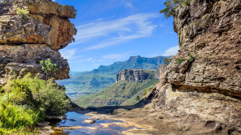 rock, royal, scenics, beauty in nature, national, mountain, land, no people, tranquility, rock - object, outdoors, park, 5K, drakensberg, mountain range