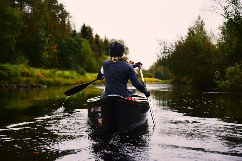 canoeing, lake, daytime, outdoors, rowing, recreational Pursuit, women, oar, one person, people, river, blue, transportation, reflection, 4K, kayak, rowboat