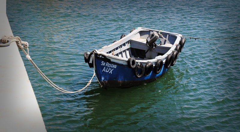 outdoors, water, day, mediterranean, nature, gray, rope, western script, blue, sea, anchor, wave, port, rowboat, mood, rippled, atmosphere, travel, boot