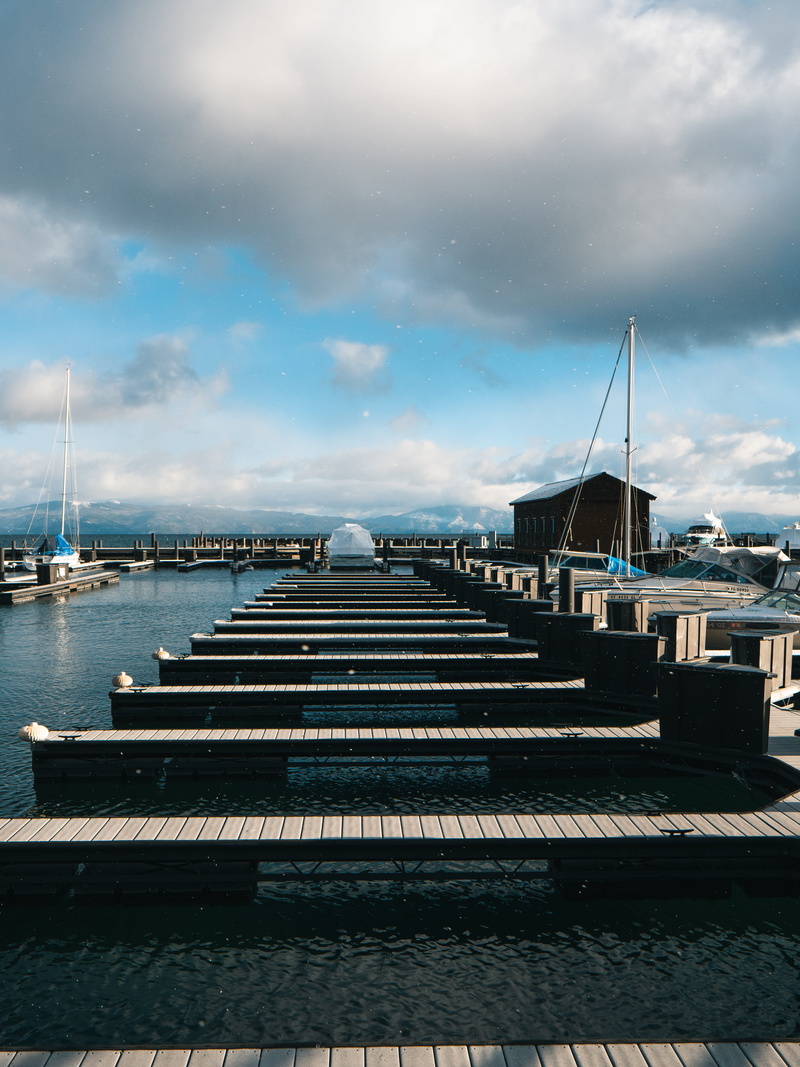 watercraft, sailboat, bridge, the way forward, water, waterfront, building, marina, moored, mode of transportation, wooden, barn, united states of america