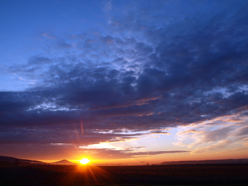 sunbeam, outdoors, 4K, sun, scenics - nature, no people, beauty in nature, Day, nature, tranquil scene, orange, sky, tranquility, cloudscape, scenics