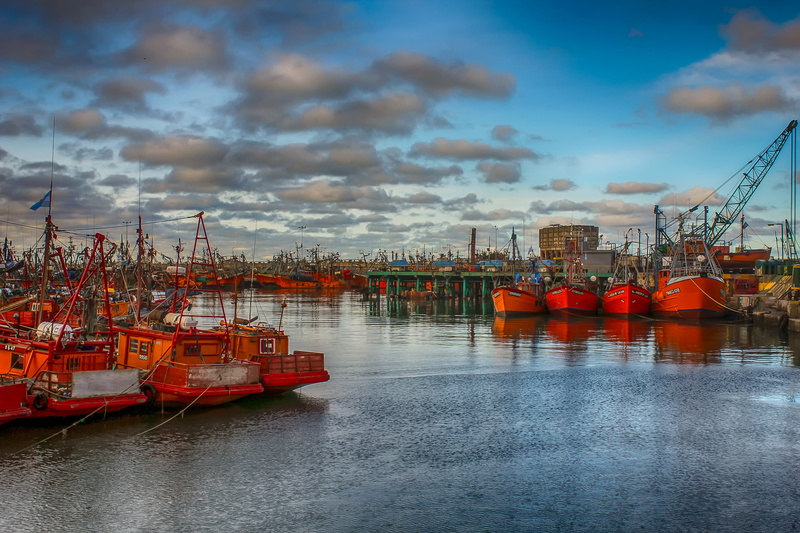 blue, machinery, 2K, architecture, water, mar del plata, red, argentina, commercial dock, sailboat, outdoors, fisherman, nature, fishing boat, transportation