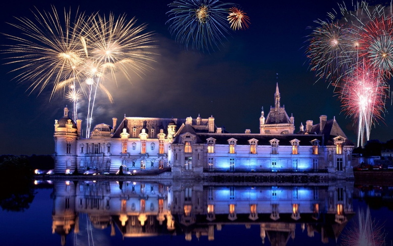 Chantilly castle, photography, event, nature, 1080P, architecture, no people, city, new years eve, cityscape, building exterior, reflection, firework display