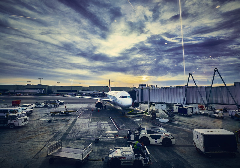 commercial airplane, airport runway, los angeles international airport, airplane, air vehicle, no people, transportation, 5K, travel, sky, passenger boarding bridge