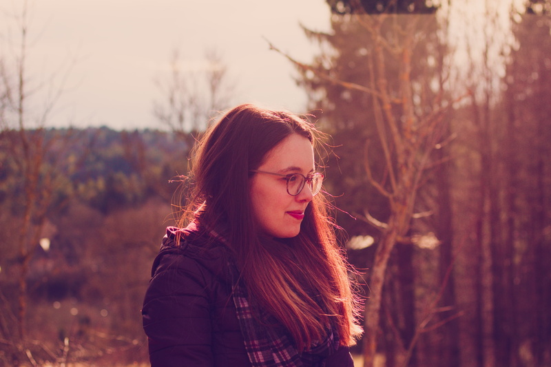 land, portrait, lifestyles, beautiful woman, young adult, hair, contemplation, forest, long hair, beautiful, nature, brown, focus on foreground, glasses