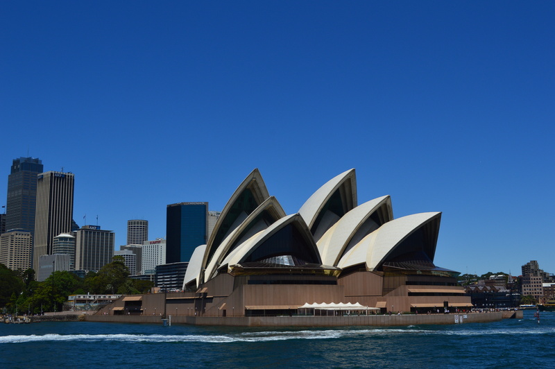 built Structure, clear sky, opera, famous Place, 5K, sky, travel destinations, modern, blue, tiles, building Exterior, skyline, sydney, sea, no people