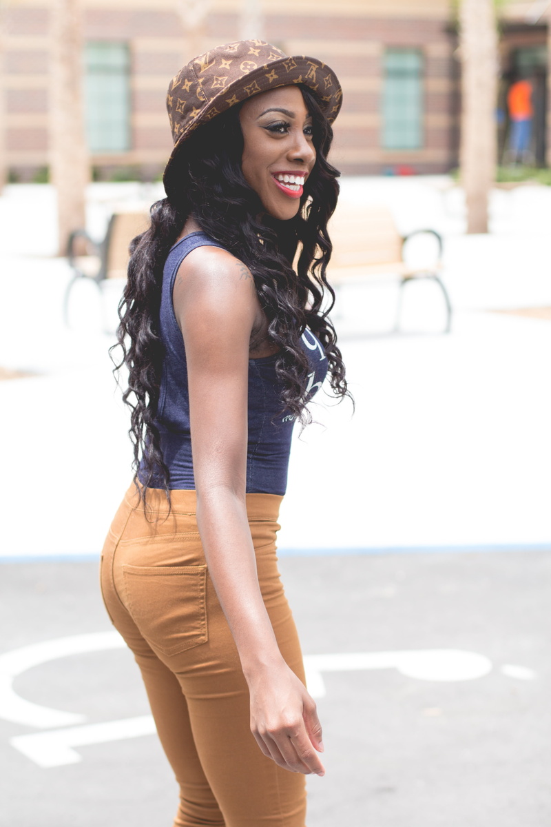 hat, 5K, photo, street, young adult, standing, adults only, beautiful woman, one person, black, day, only women, young women, focus on foreground, lady