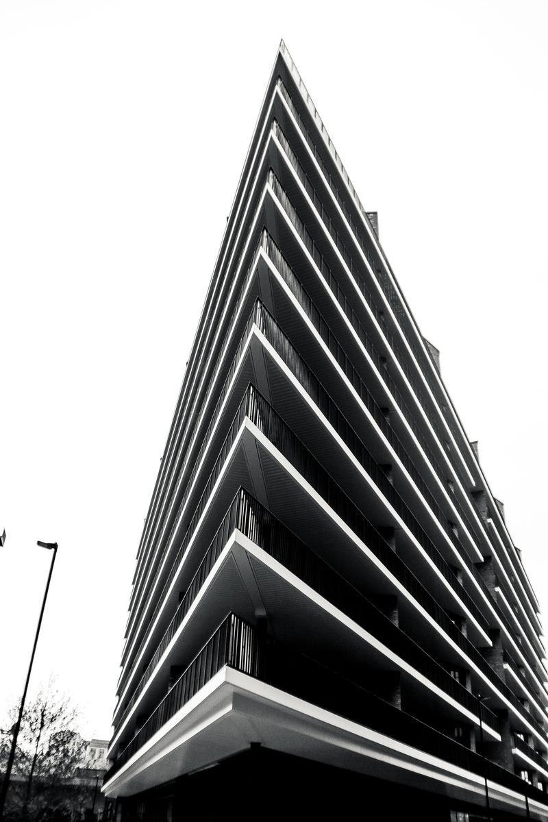 day, copy space, sky, tall - high, office, pattern, london, modern, low angle view, architecture, no people, buliding, skyscraper, 5K, outdoors, clear sky