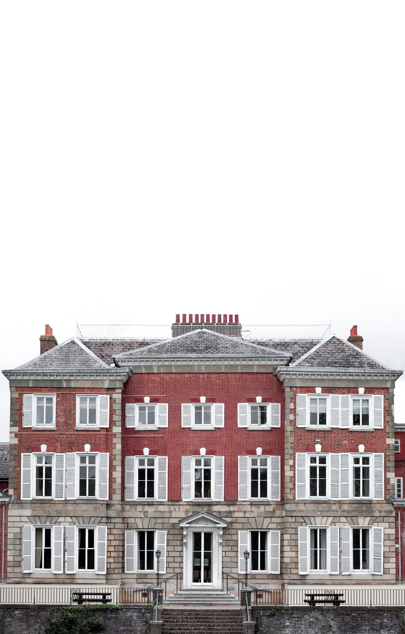 architecture, old, day, nature, windows, window, portrait, row house, 5K, built structure, brick, outdoors, city, bench, the past, residential district