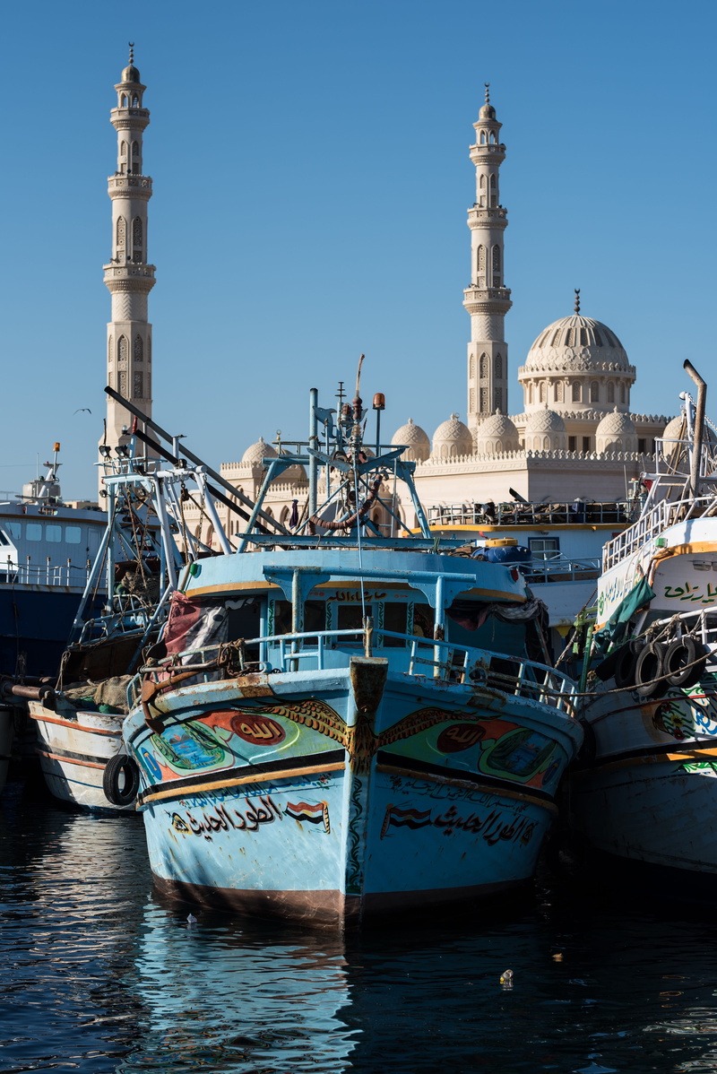 nautical vessel, built structure, egypt, religion, nature, travel destinations, antiquity, waterfront, no people, history, architecture, art, sea, mode of transportation