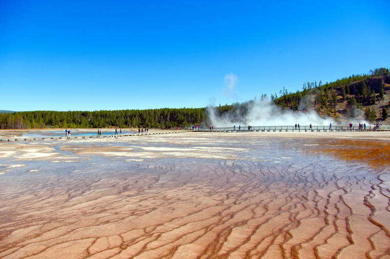 park, power in nature, land, hot, sky, geology, lagoon, spring, beauty in nature, yellowstone, physical geography, steam, tranquil scene, environment, arid climate