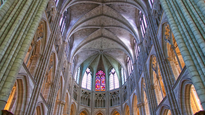 gothic style, apse, place of worship, indoors, altar, meaux, glass, crypt, cathédrale, belief, low angle view, architecture, spirituality, shrine, architectural column