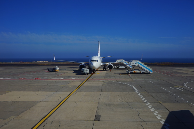 nature, commercial airplane, airline, travel, airport, sky, tenerife, flying, outdoors, tfs, 5K, transportation, transport airport, business, reina sofía