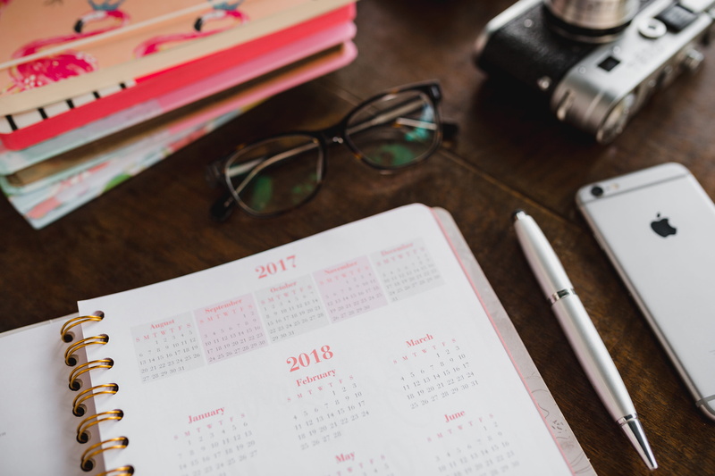 note, sunglasses, 5K, note pad, eyeglasses, handwriting, no people, diary, calendar, high angle view, pencil, book, communication, table, desk, glasses