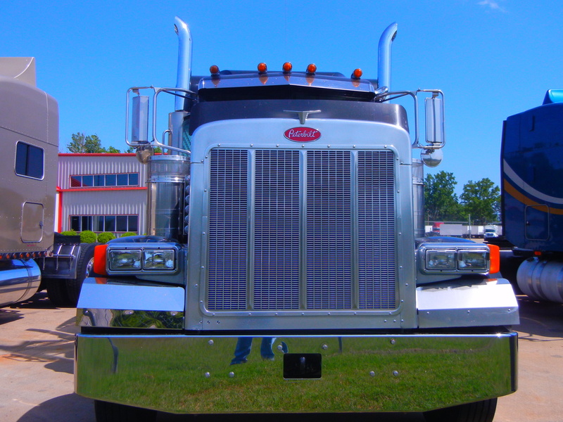 black, wheeler, carrier, freight, transportation, diesel, tractor, land vehicle, haul, clear sky, truck, photography, eighteen, car, semi, mode of transportation