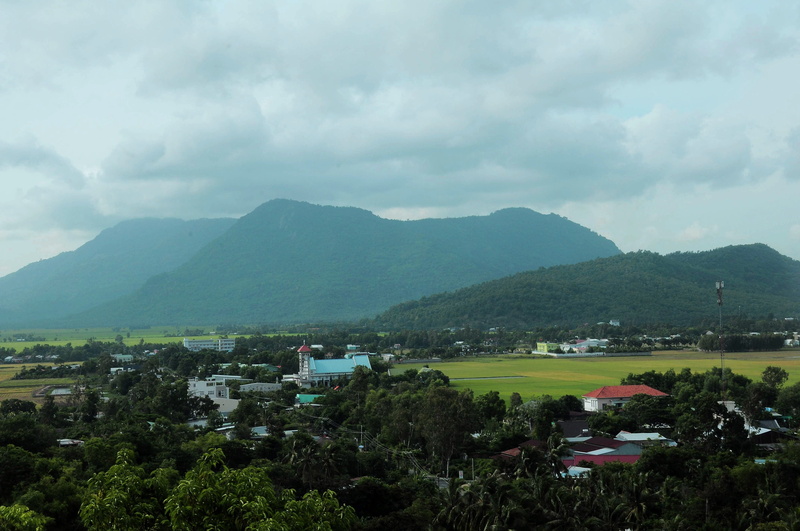 growth, non-urban scene, green color, tri ton, land, scenics - nature, day, transportation, cloud - sky, ball, outdoors, landscape, mountain range, idyllic