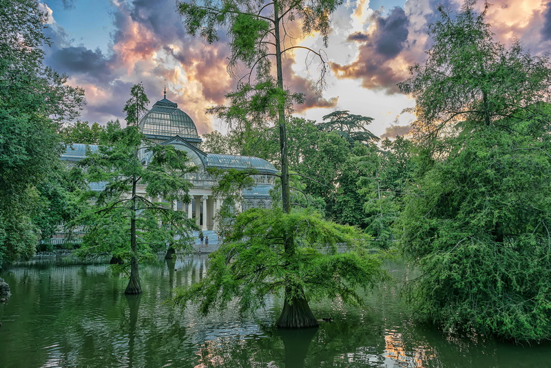 5K, pond, contrast, beauty in nature, waterfront, source, autumn, day, travel destinations, water, travel, sky, lake, sunset, cloud - sky, afternoon, building exterior