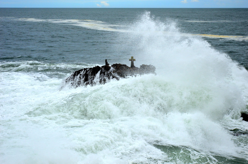 force, water, power in nature, day, horizon over water, power, Tide, hitting, splashing, Scum, atlantic, scenics - nature, rock, beauty in nature, sport