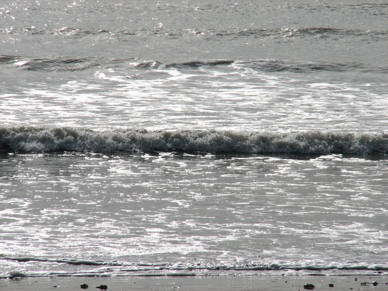 sea, waterfront, scum, 1080P, beach, outdoors, motion, nature, ocean, sport, remote, power in nature, beauty in nature, wave, land, day, no people, aquatic sport
