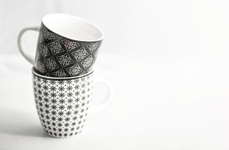 craft, texture, indoors, pot, no people, pottery, vase, 4K, ornate, mug, refreshment, cup, basket, woven, black, still life, jar, teapot, saucer, antique