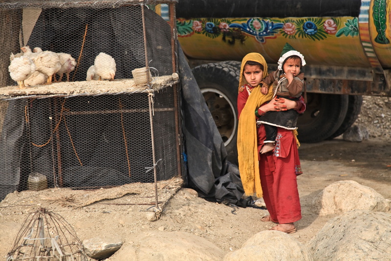 5K, real people, siblings, chicken, girl, young adult, two people, carrying, full length, sisters, women, traditional clothing, emotion, men, adult, baby