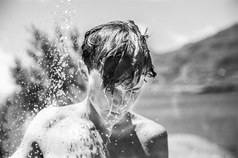 swimming pool, cool, 5K, summer, human face, bathe, real people, men, day, sunlight, cooling, wet, wet hair, water, nature, outdoors, swimming, males