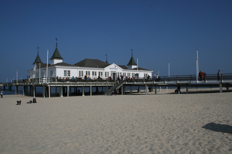 building exterior, usedom, copy space, blue, travel destinations, outdoors, clear sky, ahlbeck, 4K, sea, incidental people, nature, day, emperors bath
