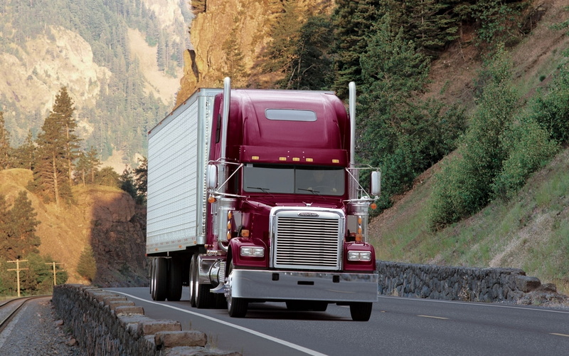 freight transportation, mode of transportation, the front, mountains, outdoors, motor vehicle, motion, Trak, road, Flatliner, nature, land vehicle, transportation