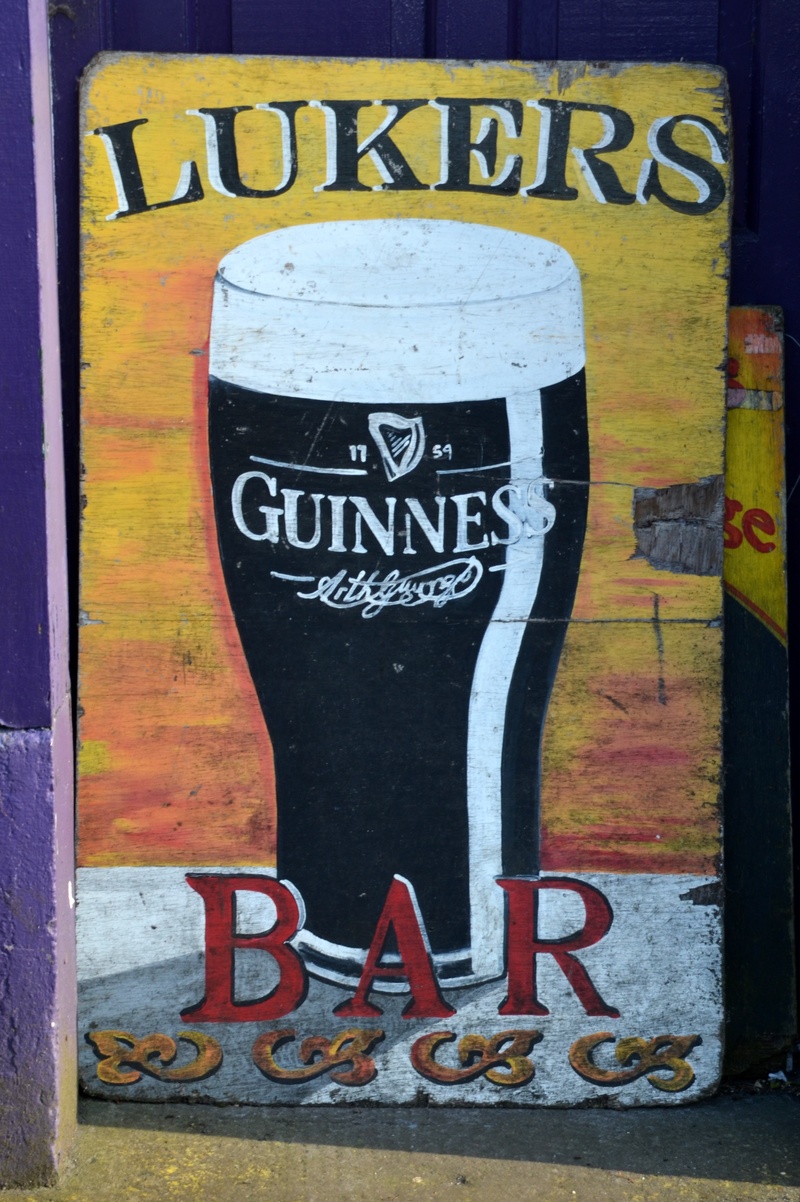 multi colored, bar, creativity, irish, outdoors, no people, day, architecture, sign, close-up, western script, 2K, beer, city, text, communication, positive emotion