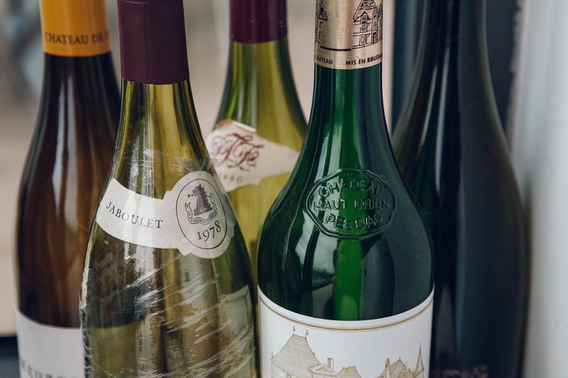 liquor, transparent, winetasting, plant, sprout, ginger, glass, indoors, bottles, five, container, close-up, sake, no people, refreshment, red wine, bottle