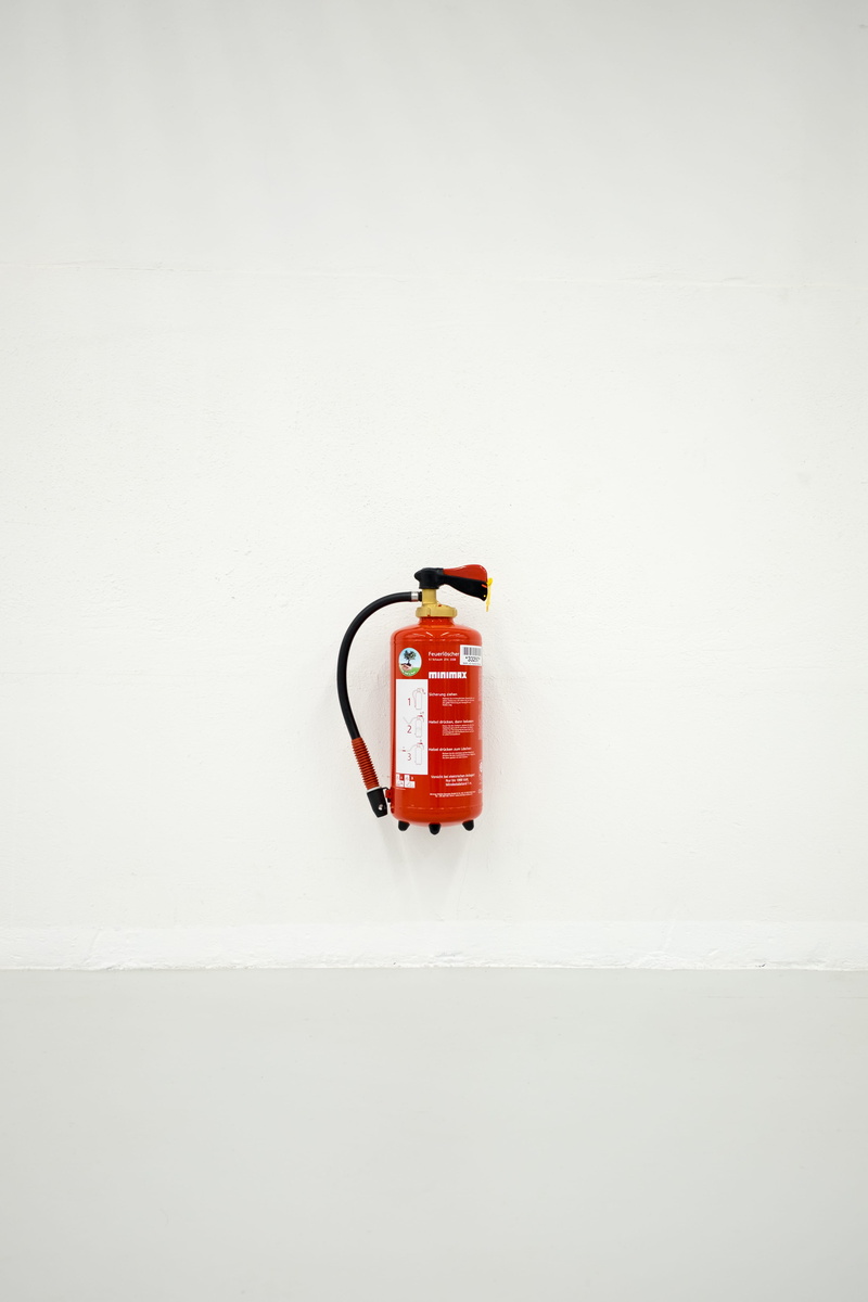 protection, minimalism, wall - building feature, white, communication, copy space, emergency equipment, single object, extinguisher, accidents and disasters