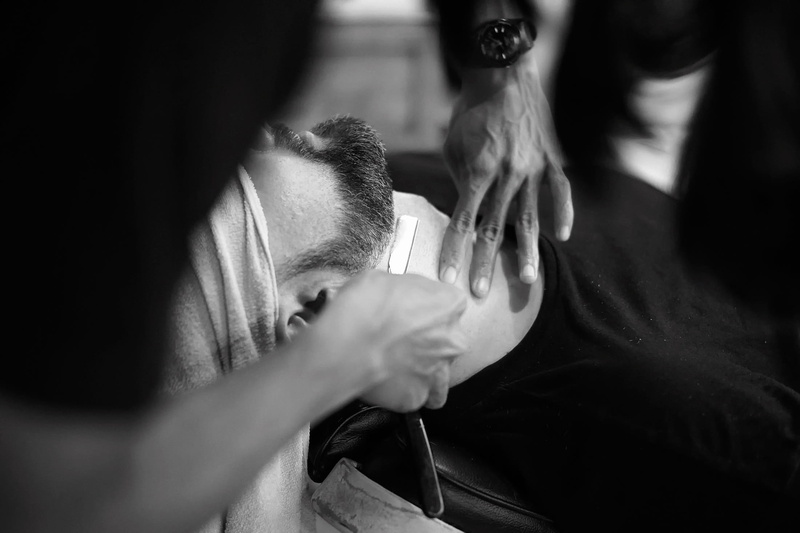 barbershop, motion, grooming, shave, working, real people, cream, beard, barber, man, two people, expertise, human hand, holding, straight razor, occupation