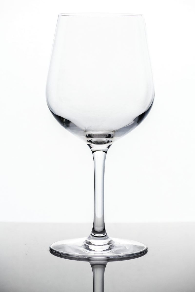 5K, water, white background, no people, glass, single object, refreshment, transparent, drinking glass, purity, reflection, studio shot, drink, cut out