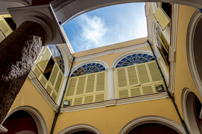 kuba, religion, no people, cuba, building, place of worship, arch, cloud - sky, havanna, yellow, architecture, built structure, building exterior, sunlight