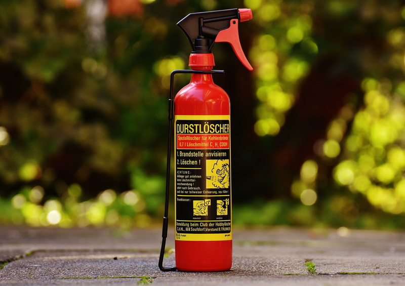 focus on foreground, fun, container, red, thirst, outdoors, safety, technology, drink, bottle, single object, 5K, text, security, nature, thirst quencher