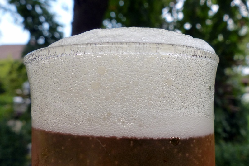 no people, tasty, focus, thirst quencher, beer, day, transparent, froth, still life, glass, selective, white color, food and drink, foam, alcoholic, drink