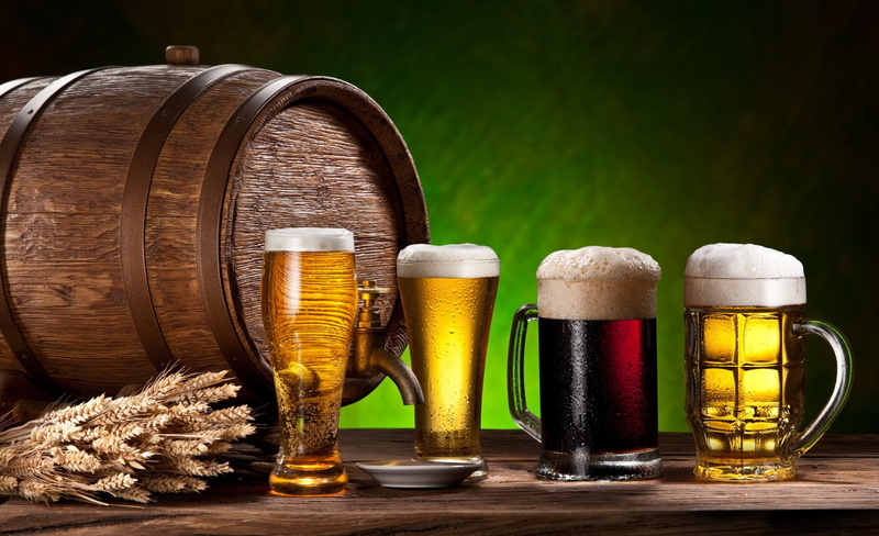 choice, Drink, frothy drink, refreshment, food and drink, no people, container, drinking glass, beer - alcohol, Beer, table, still life, beer glass, close-up