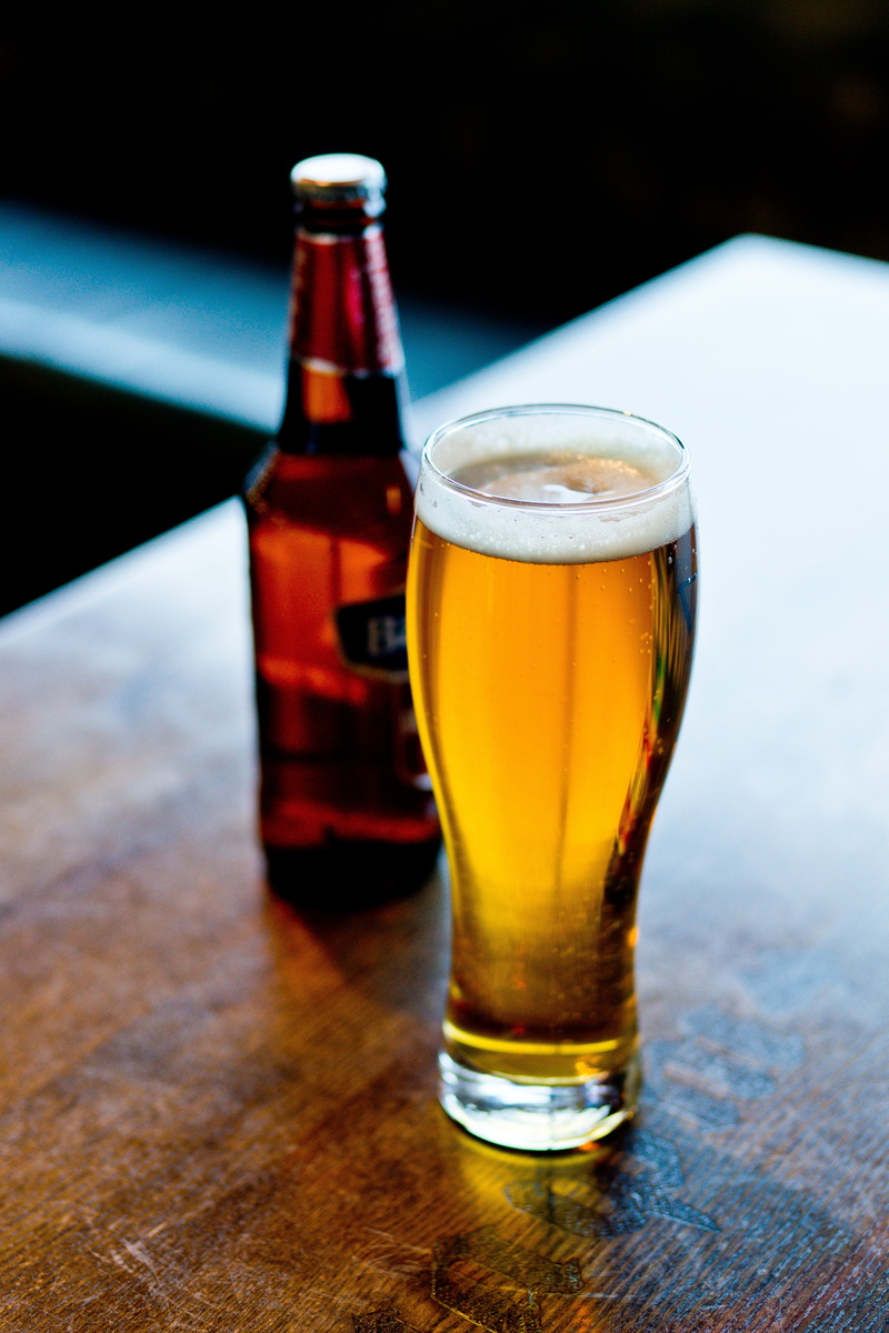 5K, amber, bar - drink establishment, drinking Glass, still life, refreshment, freshness, full, alcohol, pub, indoors, food and drink, no people, bar