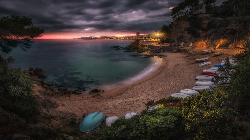 coast, boats, clouds, Spain, Catalonia, 1080P, Lloret de Mar, sea, beach, landscape