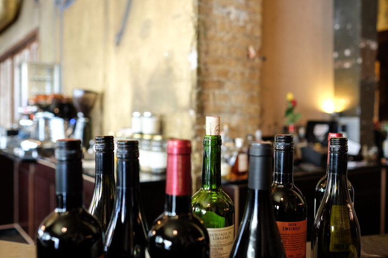 bottles, container, liquor store, large group of objects, red wine, in a row, wine bottles, 4K, transparent, open, glass - material, glass, cork, alcohol