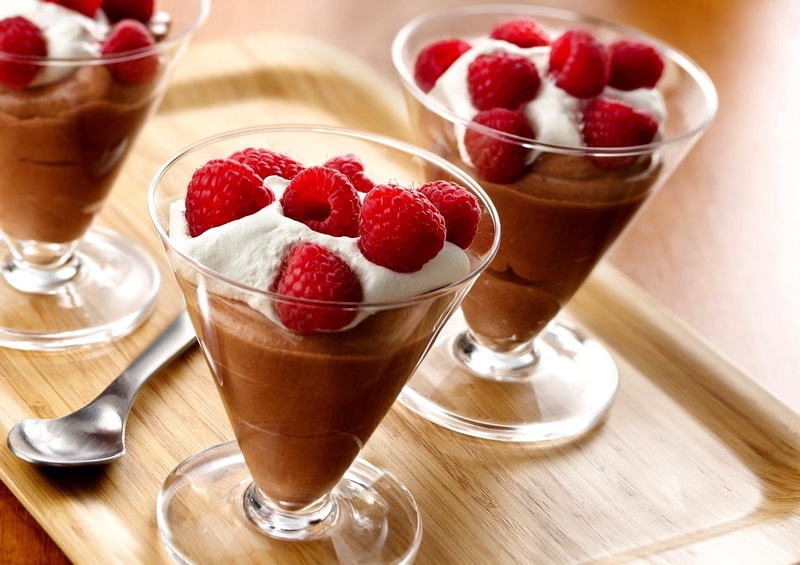 wellbeing, drinking glass, drink, dessert, household equipment, dairy product, healthy eating, raspberry, indulgence,  chocolate sauce, sweet food, food