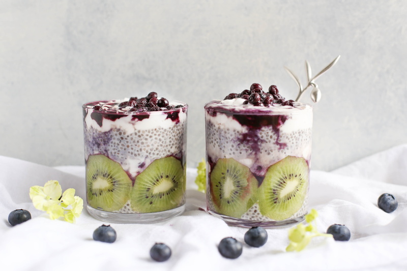 clear, beverages, indoors, kiwi, 5K, blueberry, ready-to-eat, temptation, no People, chia, cups, kiwi - fruit, food And Drink, sago, jars, close-up, raspberry