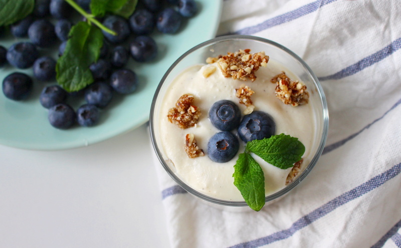 herb, freshness, party, yogurt, fruit, blueberries, cafe, 4K, desert, blueberry, sugar, decorated, no people, parfait, mint leaf - culinary, dairy product