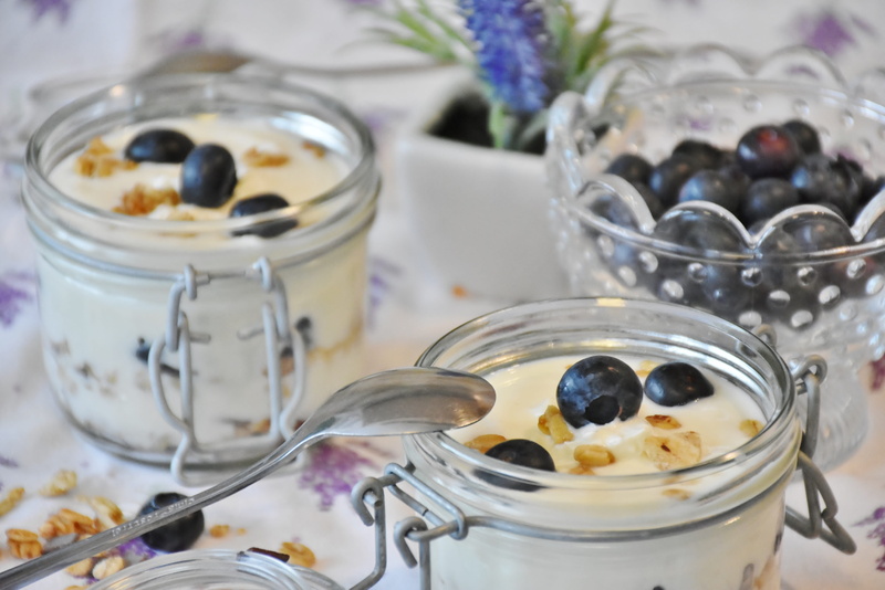 eat, kitchen utensil, low-calorie, air, parfait, jar, fruit, table, 4K, white, sweet food, photo, spoon, indoors, breakfast, tight, blueberries, sugar