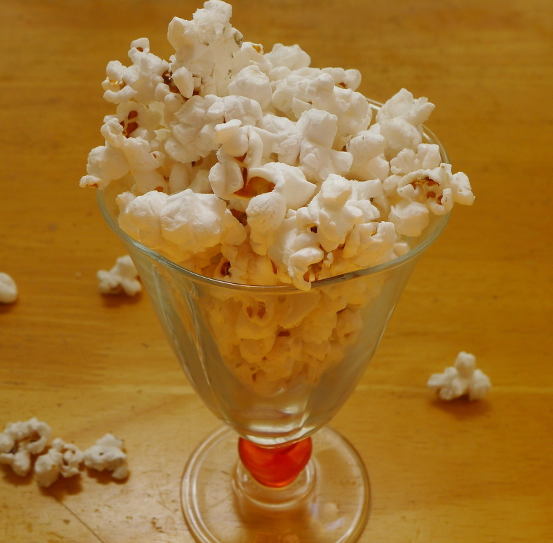 no people, 2K, popcorn parfait, drinking glass, close-up, glass - material, unhealthy eating, table, freshness, indoors, bowl, temptation, glass, frozen