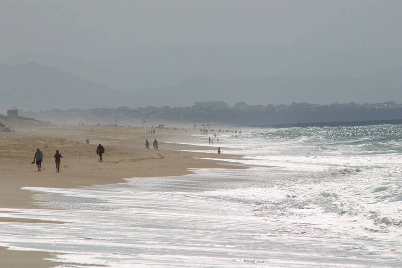 non-urban scene, 2K, Sea, sea, sand, Sea Water, Wave, bank, beauty in nature, mountain, scenics - nature, holiday, real people, nature, lifestyles, sky