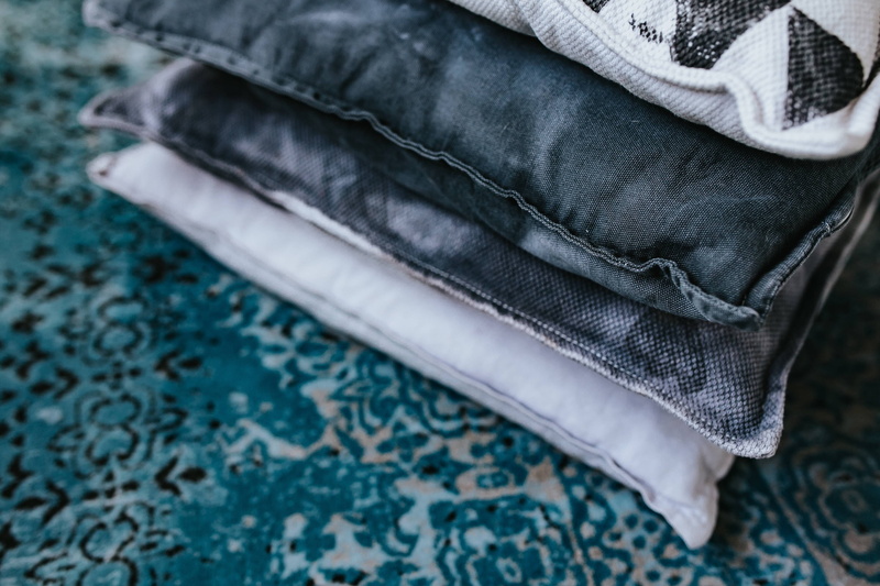 lifestyles, close-up, light, indoors, no People, denim, blue carpet, box, one person, decoration, interior, blue, folded, winter, human body part, Designer