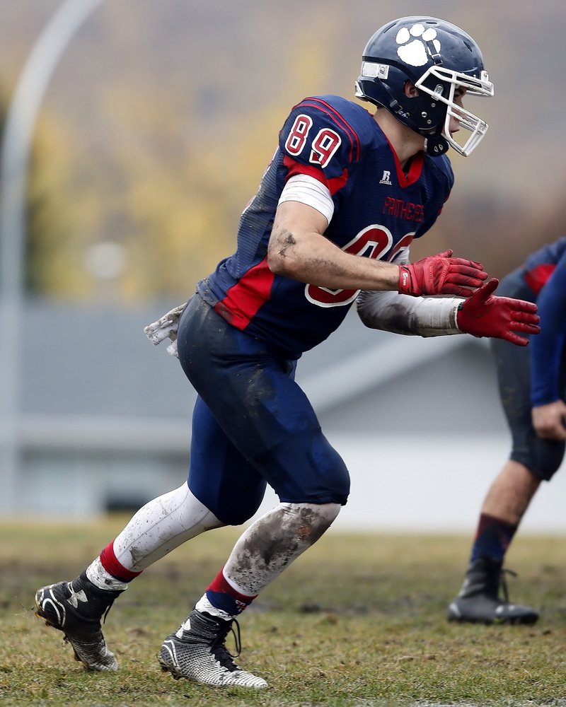 sports, american, wide Receiver - Athlete, day, american Football Uniform, adolescence, sports Team, tackling, helmet, sport, player, football Helmet, quarterback