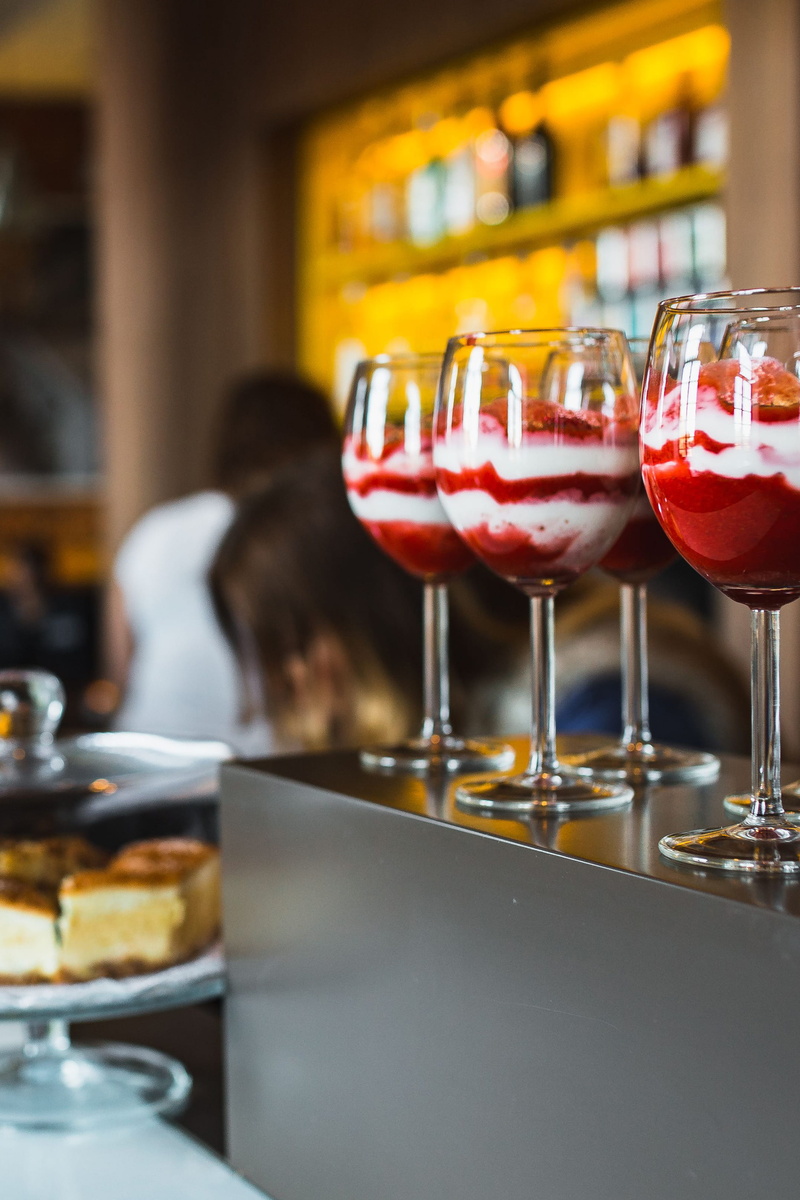 focus on foreground, refreshment, unhealthy eating, cocktail, bar - drink establishment, tray, food and drink, food, loft, bar, cozy, interior, indoors